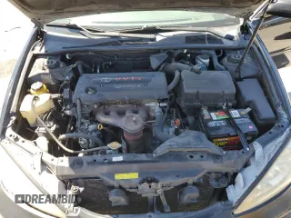 2005 Toyota Camry STD z VIN 4T1BE32K45U043696, wystawiony jako Copart lot #55087185 z przebiegiem 212 439 mil mil oraz Szkoda całkowita • Salvage title. Historia ofert i sprzedaży dostępna na DreamBid. Obrazek 11.