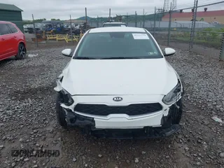 2020 Kia Forte LXS z VIN 3KPF24AD3LE194032, wystawiony jako IAAI lot #42273724 z przebiegiem 36 037 mil mil oraz . Historia ofert i sprzedaży dostępna na DreamBid. Obrazek 12.