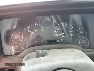 2000 Jeep Cherokee SE with VIN 1J4FF28S9YL133208, listed as a Copart auction lot 63827924 with 0 mi miles and Salvage Title. Bid and sale history available at carsss.com. Image 9.