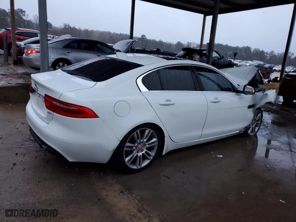 2019 Jaguar XE 25t with VIN SAJAR4FX4KCP52664, listed as a Copart auction lot 81486824 with 0 mi miles and Salvage Title. Bid and sale history available at carsss.com. Image 3.
