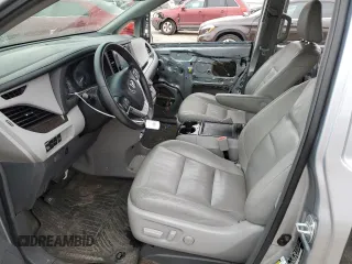 2017 Toyota Sienna XLE Auto Access Seat with VIN 5TDYZ3DC0HS811451, listed as a Copart auction lot 44599215 with 141,100 mi miles and Salvage Title. Bid and sale history available at DreamBid. Image 7.