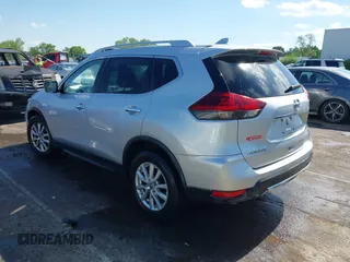 2019 Nissan Rogue SV with VIN KNMAT2MT2KP530752, listed as a IAAI auction lot 41989426 with 126,439 mi miles and . Bid and sale history available at DreamBid. Image 3.