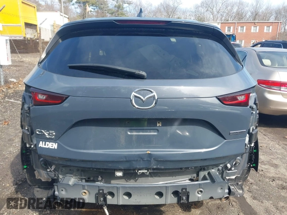 2022 Mazda CX-5 2.5 S Preferred Package with VIN JM3KFBCM2N0618369, listed as a IAAI auction lot 41810077 with 20,758 mi miles. Bid and sale history available at carsss.com. Image 17.