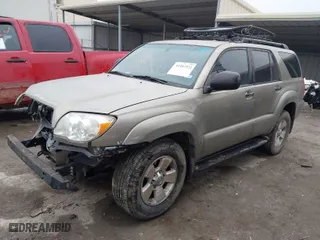 2006 Toyota 4Runner SR5 with VIN JTEZU14R668042933, listed as a IAAI auction lot 41407322 with 163,716 mi miles. Bid and sale history available at carsss.com. Image 2.