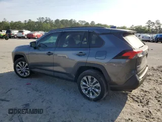 2021 Toyota RAV4 XLE Premium с VIN 2T3A1RFV7MC207416, выставлен на аукционе Copart как лот 54402225 с пробегом 70 597 миль миль и Списание • Salvage title. История ставок и продаж доступна на DreamBid. Изображение 2.