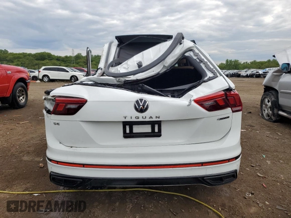 2022 Volkswagen Tiguan SE R-Line Black with VIN 3VV8B7AX7NM007213, listed as a Copart auction lot 58302205 with 24,996 mi miles and Non repairable. Bid and sale history available at DreamBid. Image 6.