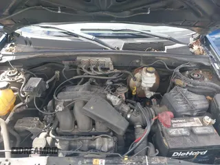 2008 Ford Escape XLT with VIN 1FMCU93168KE20965, listed as a IAAI auction lot 41896992 with 242,835 mi miles. Bid and sale history available at carsss.com. Image 10.