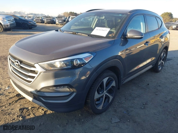 2018 Hyundai Tucson Value with VIN KM8J3CA2XJU776526, listed as a IAAI auction lot 41322657 with 102,444 mi miles. Bid and sale history available at carsss.com. Image 17.