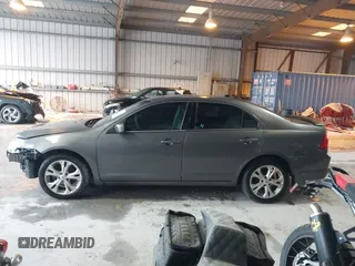 2012 Ford Fusion SE z VIN 3FAHP0HA9CR325249, wystawiony jako IAAI lot #41803339 z przebiegiem 203 650 mil mil oraz . Historia ofert i sprzedaży dostępna na DreamBid. Obrazek 14.