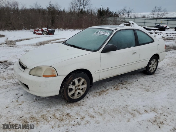 1998 Honda Civic EX with VIN 1HGEJ8240WL117698, listed as a Copart auction lot 43594935 with 295,815 mi miles and Salvage Title. Bid and sale history available at carsss.com. Image 1.