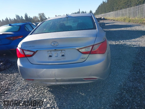 2011 Hyundai Sonata SE with VIN 5NPEC4AC4BH174401, listed as a IAAI auction lot 40522163 with 183,594 mi miles. Bid and sale history available at carsss.com. Image 16.