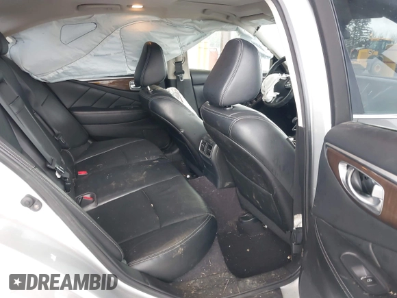 2014 Infiniti Q50 Sport with VIN JN1BV7APXEM670849, listed as a IAAI auction lot 41939363 with 124,766 mi miles and . Bid and sale history available at DreamBid. Image 8.
