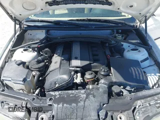 2003 BMW 3 Series 325i with VIN WBAET37403NJ38665, listed as a IAAI auction lot 41725205 with 267,000 mi miles and . Bid and sale history available at DreamBid. Image 10.