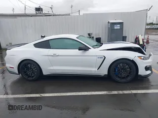 2017 Ford Mustang Shelby GT350 z VIN 1FA6P8JZ8H5521439, wystawiony jako IAAI lot #41689728 z przebiegiem 54 852 mil mil oraz . Historia ofert i sprzedaży dostępna na DreamBid. Obrazek 13.