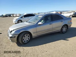 2005 Mercedes-Benz C 320 with VIN WDBRF64J15F602520, listed as a Copart auction lot 48212235 with 136,330 mi miles and Salvage Title. Bid and sale history available at DreamBid. Image 1.