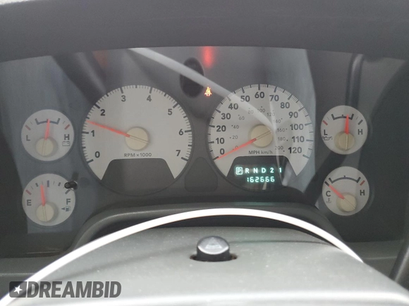 2008 Dodge 1500 SLT z VIN 1D7HU18N88S517520, wystawiony jako Copart lot #44958945 z przebiegiem 162 666 mil mil oraz Szkoda całkowita • Salvage title. Historia ofert i sprzedaży dostępna na DreamBid. Obrazek 9.