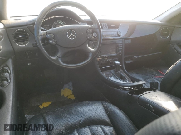 2007 Mercedes-Benz CLS 550 z VIN WDDDJ72X37A099442, wystawiony jako Copart lot #89366905 z przebiegiem Nie podano mil oraz Nie do naprawy • Non repairable. Historia ofert i sprzedaży dostępna na DreamBid. Obrazek 8.