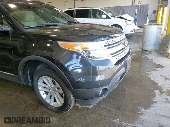 2013 Ford Explorer XLT z VIN 1FM5K8D84DGB97584, wystawiony jako Copart lot #56064825 z przebiegiem Nie podano mil oraz Szkoda całkowita • Salvage title. Historia ofert i sprzedaży dostępna na DreamBid. Obrazek 14.