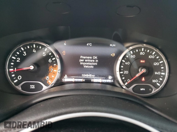 2017 Jeep Renegade Altitude with VIN ZACCJBBHXHPF82848, listed as a Copart auction lot 84945694 with 104,846 mi miles and Clean title. Bid and sale history available at DreamBid. Image 9.
