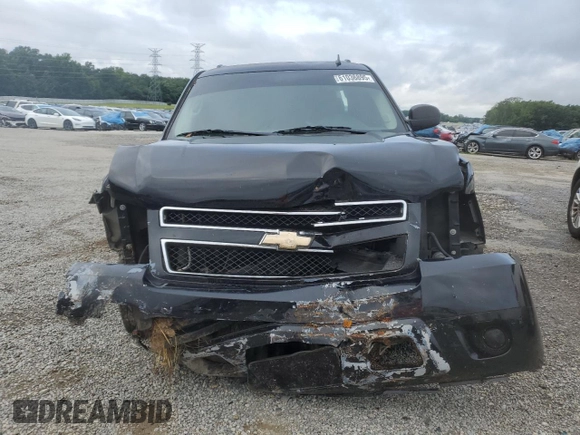 2010 Chevrolet Suburban LS with VIN 1GNUKHE35AR236645, listed as a Copart auction lot 61036895 with 237,512 mi miles and Salvage title. Bid and sale history available at DreamBid. Image 5.
