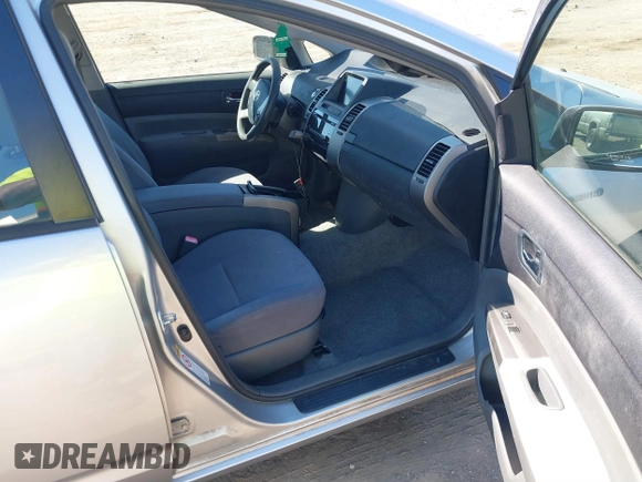 2006 Toyota Prius with VIN JTDKB20U967075958, listed as a IAAI auction lot 41772667 with Not Provided miles. Bid and sale history available at carsss.com. Image 5.