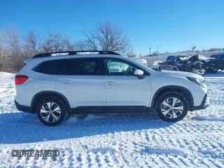 2024 Subaru Ascent Premium with VIN 4S4WMAED3R3422786, listed as a IAAI auction lot 41547892 with 18,021 mi miles and . Bid and sale history available at DreamBid. Image 14.