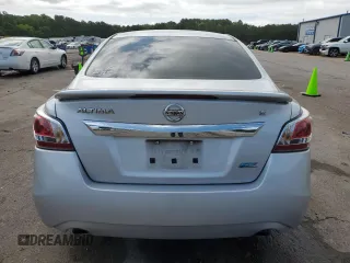 2015 Nissan Altima 2.5 with VIN 1N4AL3AP6FN401711, listed as a Copart auction lot 59462555 with 195,586 mi miles and Salvage title. Bid and sale history available at DreamBid. Image 6.