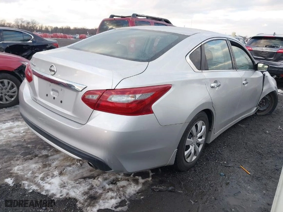 2018 Nissan Altima 2.5 S with VIN 1N4AL3AP1JC251107, listed as a IAAI auction lot 41316957 with 93,434 mi miles. Bid and sale history available at carsss.com. Image 4.