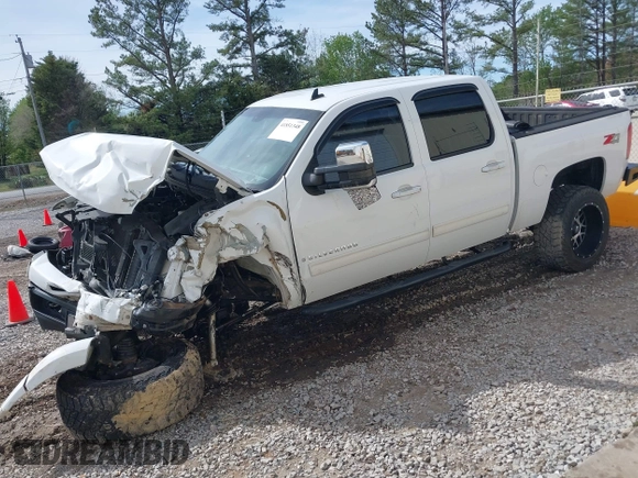 2009 Chevrolet Silverado 1500 LTZ with VIN 3GCEK33M19G162955, listed as a IAAI auction lot 41851348 with 203,553 mi miles and . Bid and sale history available at DreamBid. Image 18.