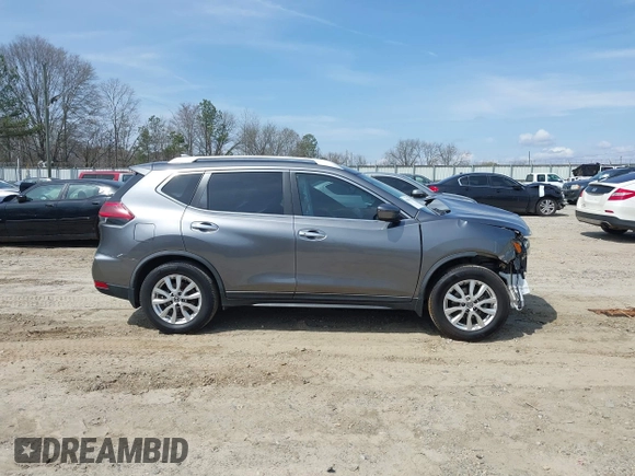 2020 Nissan Rogue SV with VIN JN8AT2MT8LW016660, listed as a IAAI auction lot 41805103 with 121,669 mi miles. Bid and sale history available at carsss.com. Image 13.