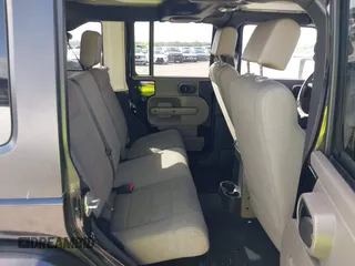2007 Jeep Wrangler Unlimited Sahara with VIN 1J4GA59187L187656, listed as a IAAI auction lot 42554114 with 200,840 mi miles and . Bid and sale history available at DreamBid. Image 8.