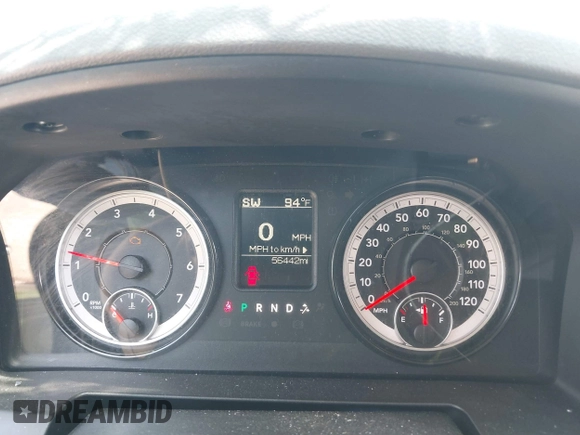 2018 Ram 1500 Express z VIN 1C6RR7FT9JS290131, wystawiony jako IAAI lot #42377820 z przebiegiem 56 442 mil mil oraz . Historia ofert i sprzedaży dostępna na DreamBid. Obrazek 7.