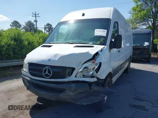 2011 Mercedes-Benz Sprinter Cargo with VIN WD3PE8CB8B5590637, listed as a IAAI auction lot 41392516 with 452,249 mi miles. Bid and sale history available at carsss.com. Image 6.