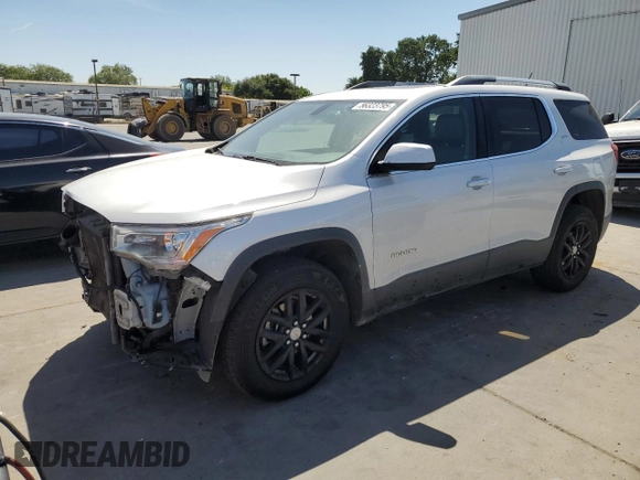 2018 GMC Acadia SLT z VIN 1GKKNMLS3JZ124800, wystawiony jako Copart lot #56323795 z przebiegiem 184 070 mil mil oraz Szkoda całkowita • Salvage title. Historia ofert i sprzedaży dostępna na DreamBid. Obrazek 1.