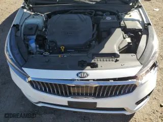 2017 Kia Cadenza Premium with VIN KNALC4J11H5070072, listed as a Copart auction lot 46527985 with 25,598 mi miles and Salvage Title. Bid and sale history available at carsss.com. Image 11.