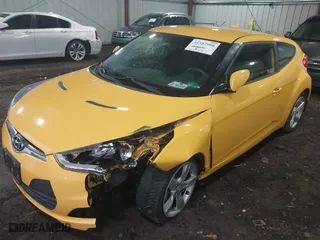 2015 Hyundai Veloster with VIN KMHTC6AD4FU244725, listed as a IAAI auction lot 41547996 with 70,203 mi miles. Bid and sale history available at carsss.com. Image 17.