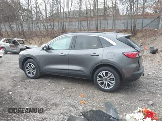 2021 Ford Escape SEL with VIN 1FMCU9H96MUA04542, listed as a IAAI auction lot 41827921 with 17,101 mi miles and . Bid and sale history available at DreamBid. Image 15.