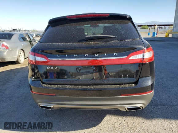 2017 Lincoln MKX Reserve z VIN 2LMPJ6LR1HBL50045, wystawiony jako Copart lot #54411455 z przebiegiem 49 704 mil mil oraz Szkoda całkowita • Salvage title. Historia ofert i sprzedaży dostępna na DreamBid. Obrazek 6.