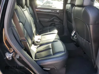 2012 Porsche Cayenne S z VIN WP1AB2A24CLA49620, wystawiony jako Copart lot #51384715 z przebiegiem Nie podano mil oraz Szkoda całkowita • Salvage title. Historia ofert i sprzedaży dostępna na DreamBid. Obrazek 11.