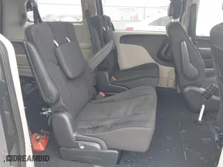 2019 Dodge Grand Caravan SE with VIN 2C4RDGBG2KR547780, listed as a IAAI auction lot 41538829 with 63,667 mi miles. Bid and sale history available at carsss.com. Image 8.