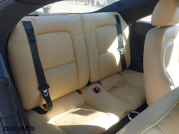 2006 Audi TT with VIN TRUSC28N361002409, listed as a IAAI auction lot 41189814 with 123,359 mi miles. Bid and sale history available at carsss.com. Image 8.