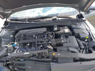 2025 Hyundai Elantra SEL Convenience with VIN KMHLS4DG9SU905768, listed as a IAAI auction lot 42101897 with 7,303 mi miles and . Bid and sale history available at DreamBid. Image 10.