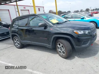 2022 Jeep Compass Trailhawk with VIN 3C4NJDDB8NT107992, listed as a IAAI auction lot 42116531 with 48,787 mi miles and . Bid and sale history available at DreamBid. Image 13.