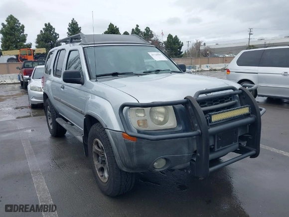 2002 Nissan Xterra SE SC with VIN 5N1MD28Y12C560201, listed as a IAAI auction lot 41729969 with 179,226 mi miles. Bid and sale history available at carsss.com. Image 1.