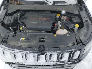 2018 Jeep Compass Latitude with VIN 3C4NJDBB0JT493661, listed as a Copart auction lot 88695545 with 89,046 mi miles and Salvage Title. Bid and sale history available at DreamBid. Image 13.