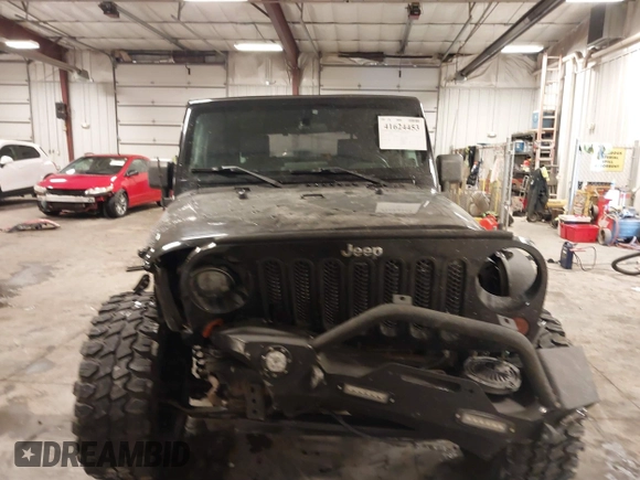 2007 Jeep Wrangler X with VIN 1J4FA24117L126599, listed as a IAAI auction lot 41624453 with 86,963 mi miles and . Bid and sale history available at carsss.com. Image 13.