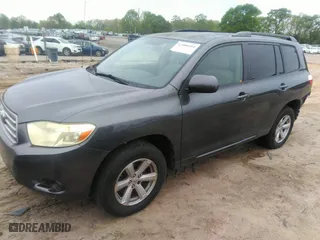 2008 Toyota Highlander with VIN JTEES41A782021955, listed as a IAAI auction lot 42008204 with 275,887 mi miles. Bid and sale history available at carsss.com. Image 2.