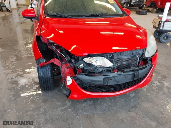 2013 Mazda Mazda2 Sport with VIN JM1DE1KZ4D0170727, listed as a IAAI auction lot 41378397 with 174,297 mi miles. Bid and sale history available at carsss.com. Image 6.
