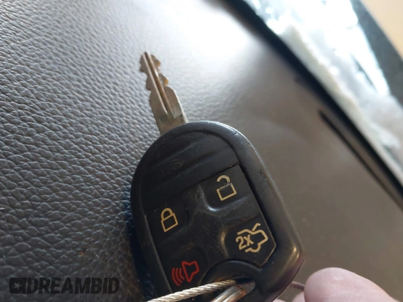2014 Ford Mustang V6 с VIN 1ZVBP8EM5E5260397, выставлен на аукционе IAAI как лот 41391939 с пробегом 144 035 миль миль и . История ставок и продаж доступна на DreamBid. Изображение 11.