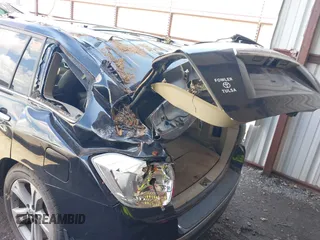 2013 Toyota Highlander Limited z VIN 5TDDK3EH1DS184444, wystawiony jako IAAI lot #42237051 z przebiegiem 247 444 mil mil oraz . Historia ofert i sprzedaży dostępna na DreamBid. Obrazek 18.